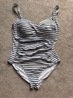Nip Tuck navy stripe swimsuit 10